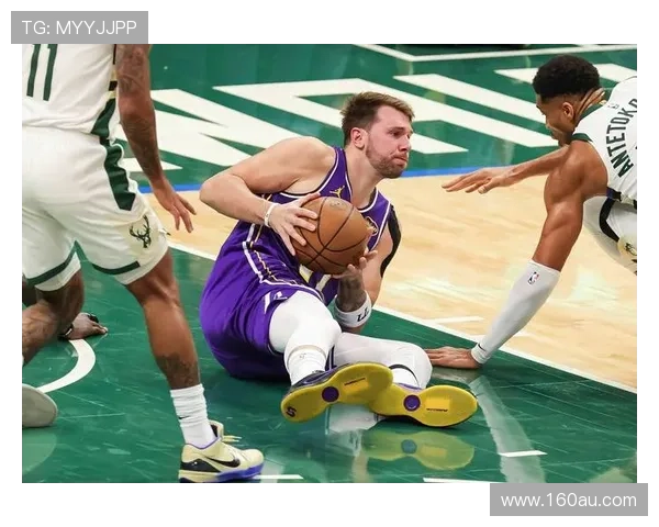 海耶斯滑翔扣篮仅获44.6分